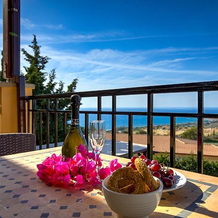 1 Bedroom Apartment Pyrgos With Beautiful Sea And Sunset Views, Aphrodite Hills Resort Kouklia Extérieur photo