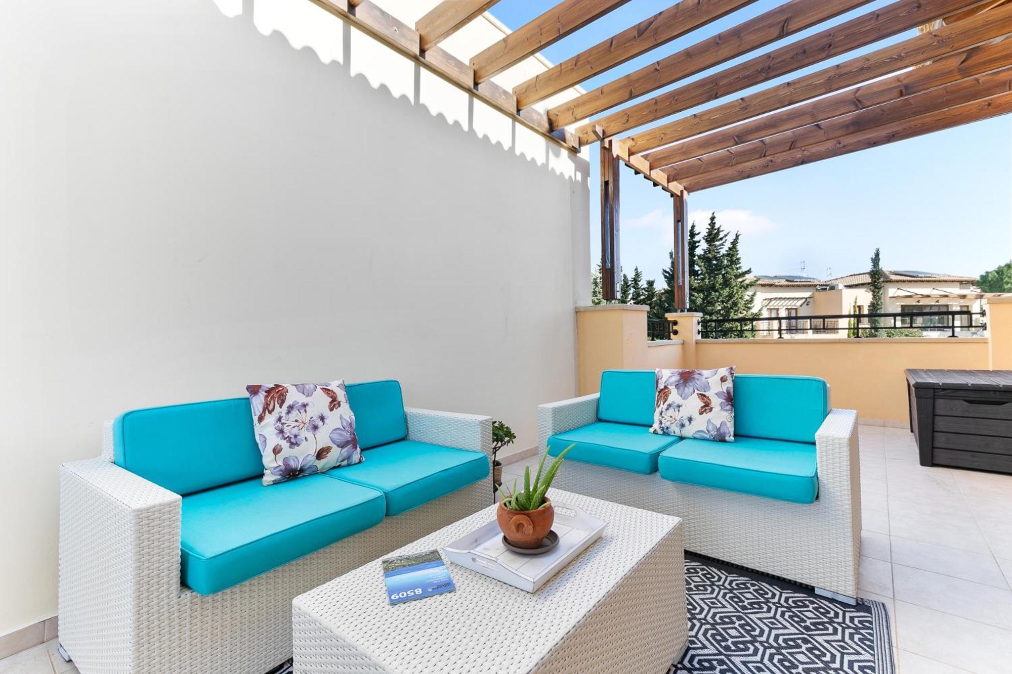1 Bedroom Apartment Pyrgos With Beautiful Sea And Sunset Views, Aphrodite Hills Resort Kouklia Extérieur photo