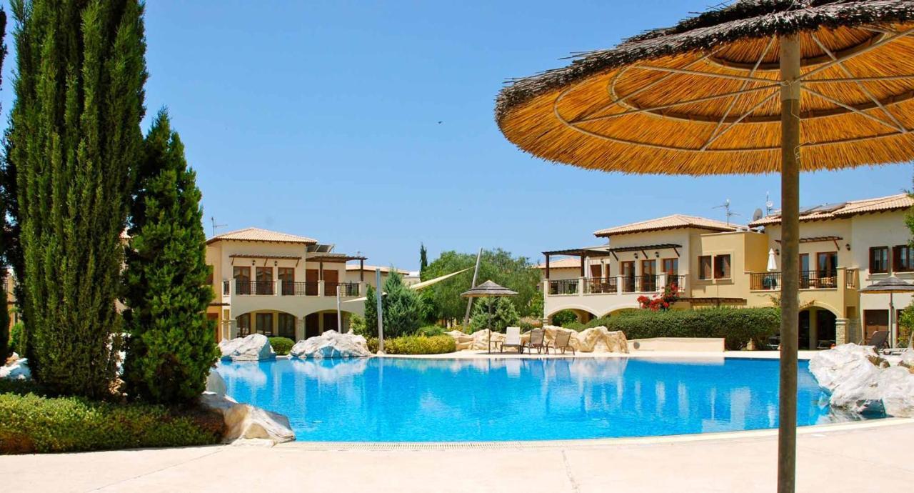 1 Bedroom Apartment Pyrgos With Beautiful Sea And Sunset Views, Aphrodite Hills Resort Kouklia Extérieur photo